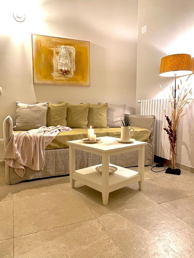 Villa Ricciardi-Suite Famigliare 1-Zona Ostuni モンタルバーノ エクステリア 写真