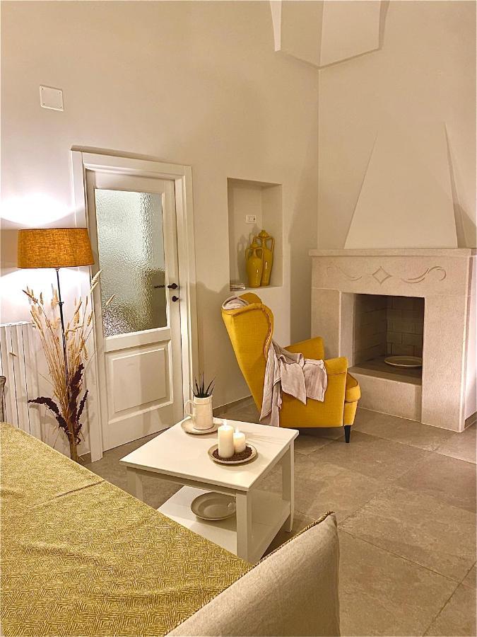 Villa Ricciardi-Suite Famigliare 1-Zona Ostuni モンタルバーノ エクステリア 写真